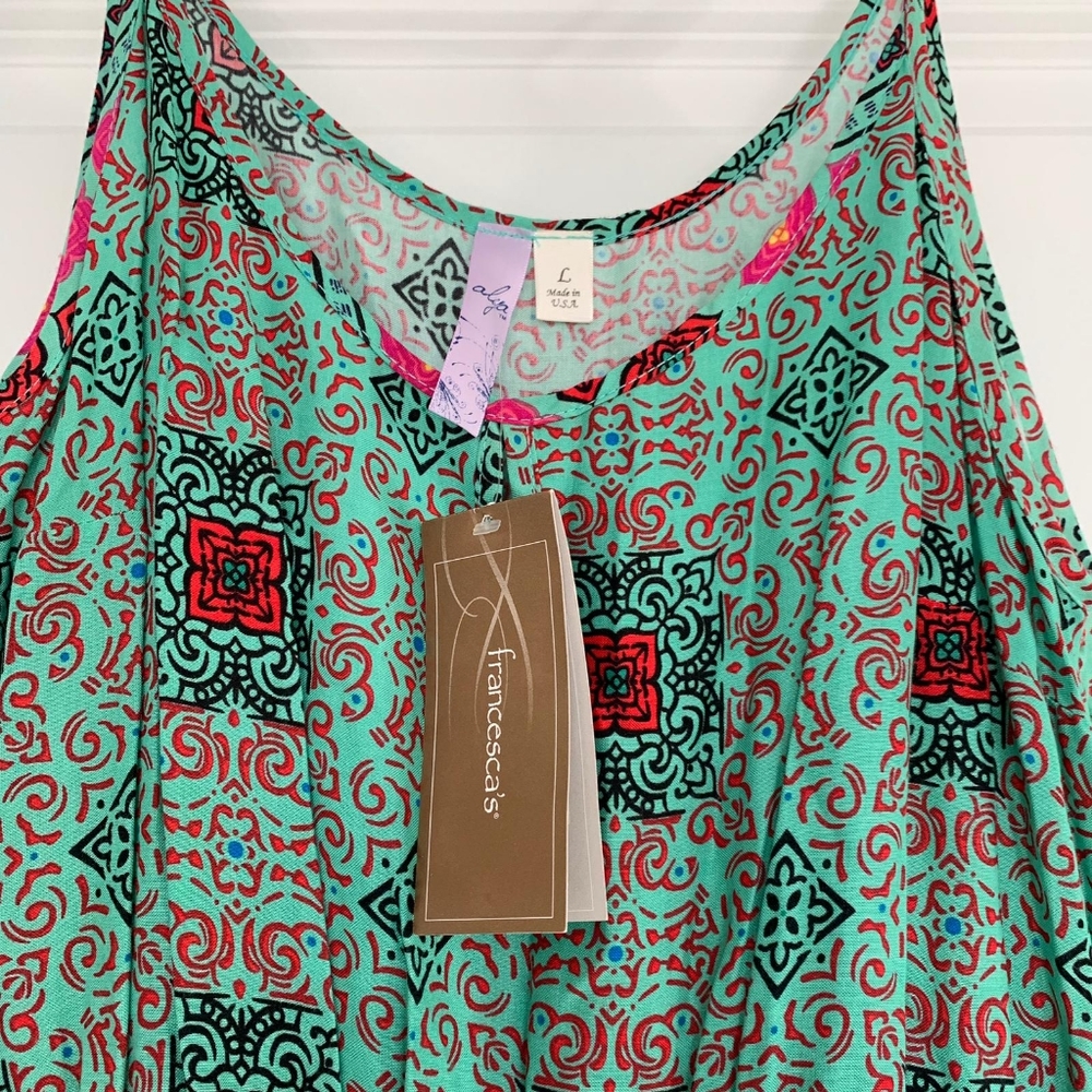 Francesca's Green Pattern Mini Dress - Picture 2 of 4